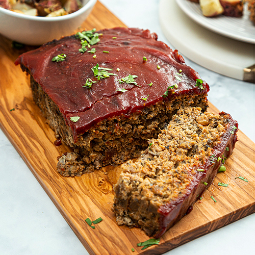 Do You Cover Meatloaf When Baking? Meatloaf Baking Techniques